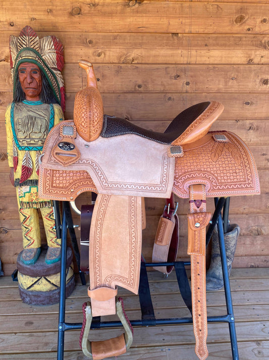 Rockin W Barrel Saddle - Square