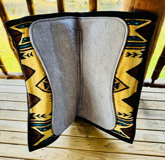 Rockin W Contoured Ranch Pad with Felt Lining