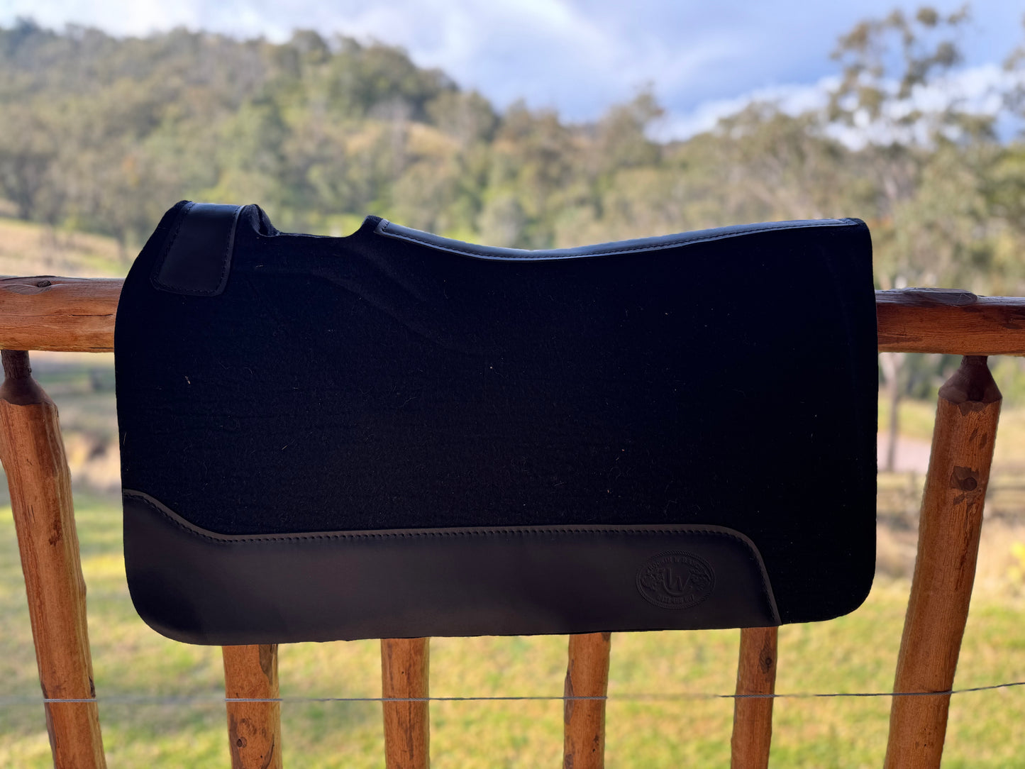 Rockin W Contoured Standard Wither Relief Pad