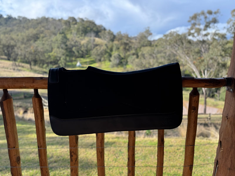 Rockin W Contoured Standard Wither Relief Pad Oversize