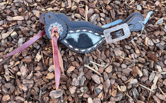 Ladies Spur Straps with hide and tassel