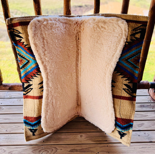 Rockin W Contoured Ranch Pad with Sheepskin Lining