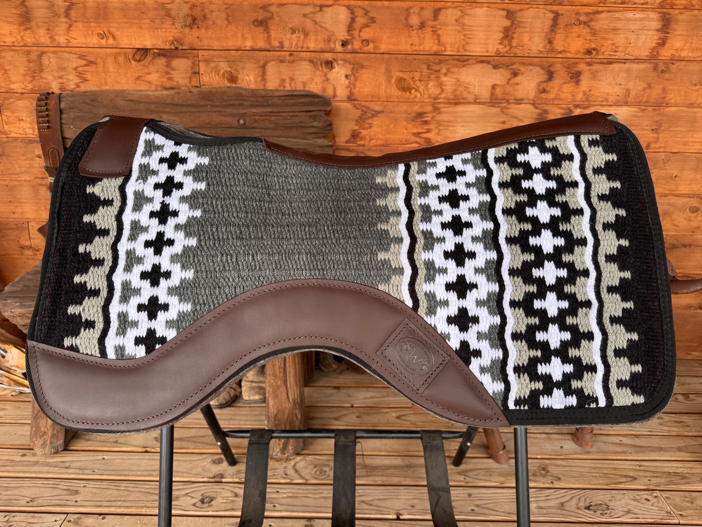 Rockin W Contoured Pad with Show Blanket