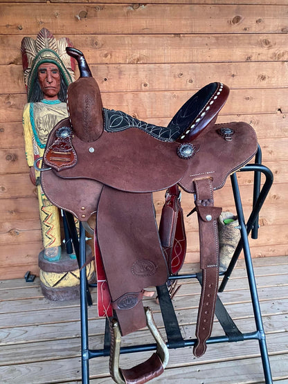 Rockin W Barrel Saddle