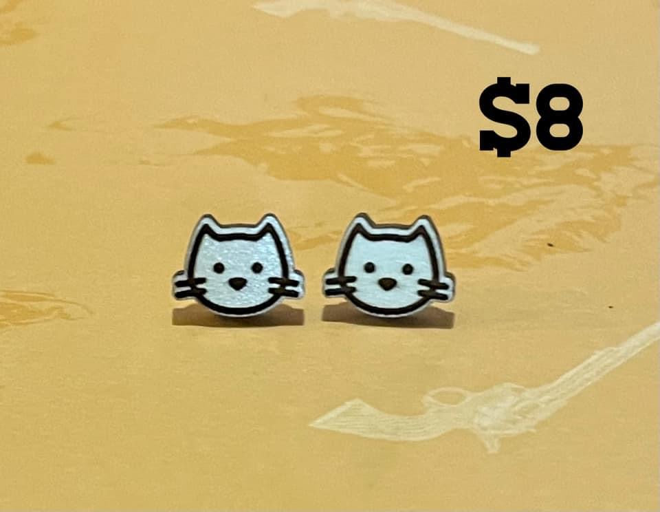 Cat Studs